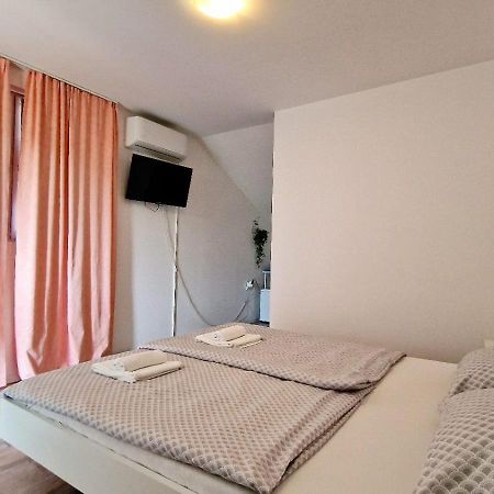Cozy Room Peny Karlovac Esterno foto